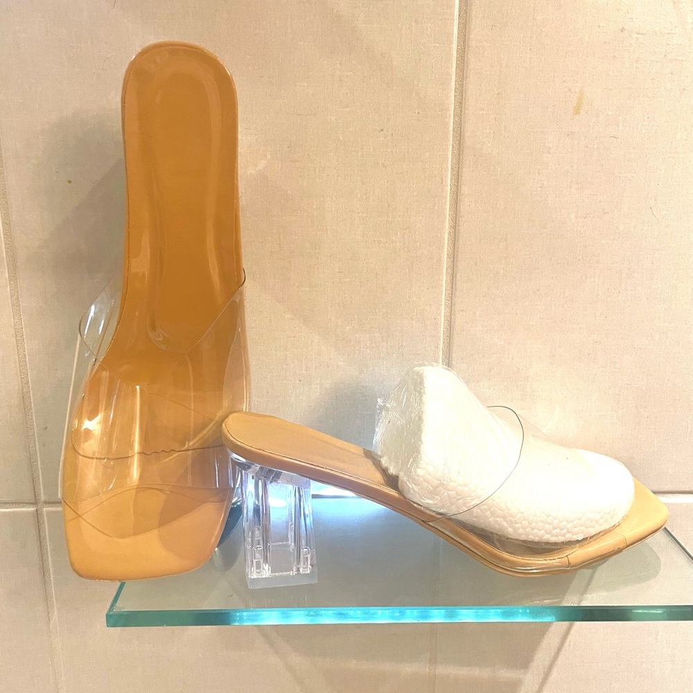 Elegant women’s clear sandals , Cream Mules brand new